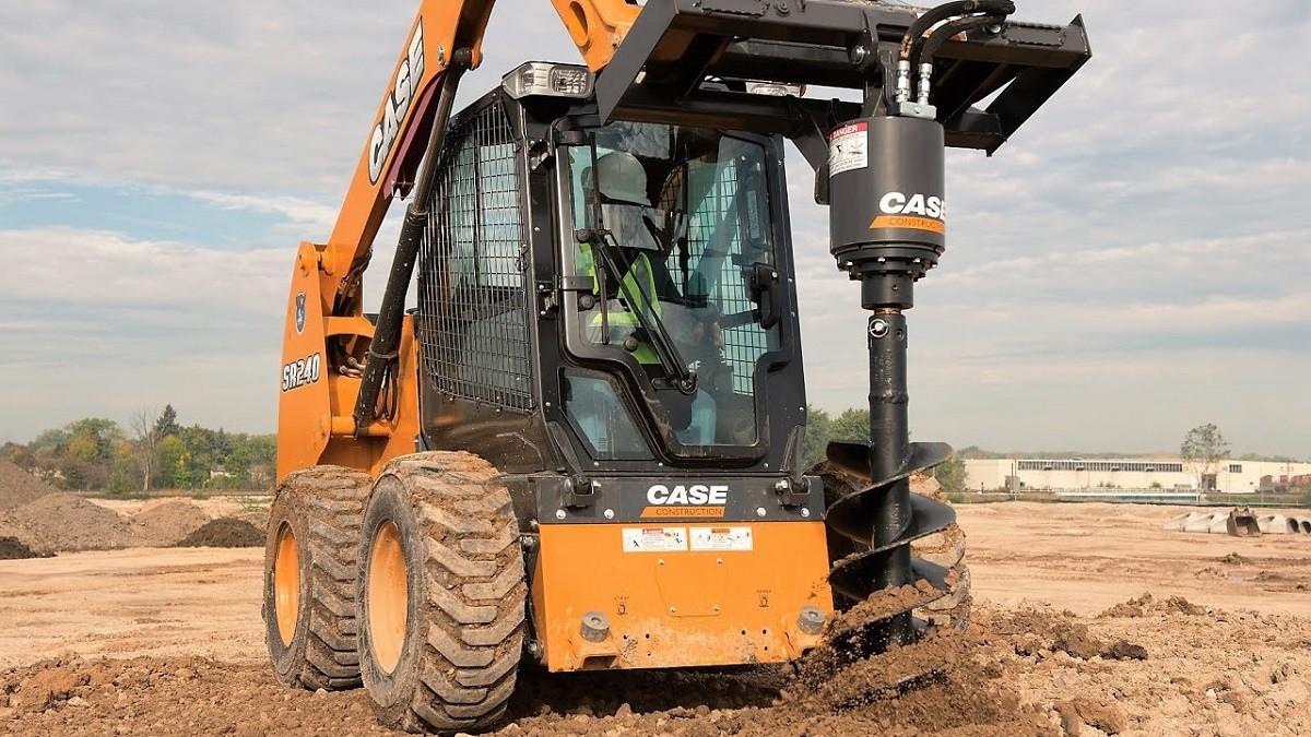 МИНИПОГРУЗЧИК CASE SR 240